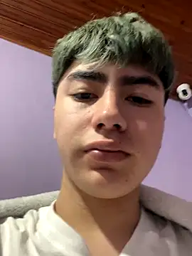 Snapshot of AlexanderCollman chatting on 11-22-25, 05:28 AlexanderCollman online show from 11-22-25, 05:28