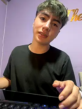 Snapshot of AlexanderCollman chatting on 11-23-25, 03:28 AlexanderCollman online show from 11-23-25, 03:28