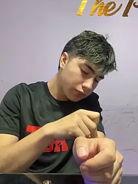 Snapshot of AlexanderCollman chatting on 11-23-25, 11:59 AlexanderCollman online show from 11-23-25, 11:59