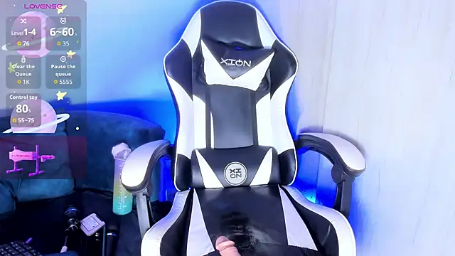 SafiroBlake online show from 11-08-25, 04:34