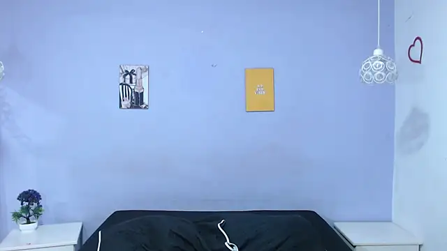 penelope gucci1 online show from 11-15-25, 11:51