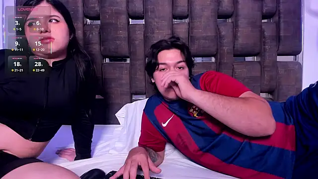 EmilyANDrew  online show from 10-15-25, 04:56