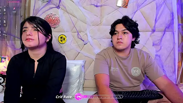 EmilyANDrew  online show from 10-21-25, 04:35