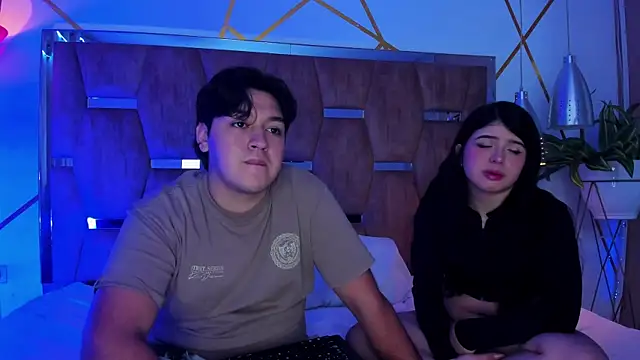 EmilyANDrew  online show from 11-13-25, 04:55