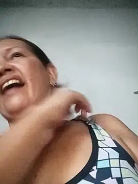 Snapshot of marinita13 chatting on 10-03-25, 10:29 marinita13 online show from 10-03-25, 10:29