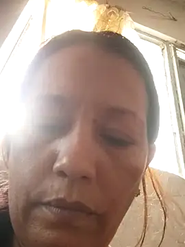 Snapshot of marinita13 chatting on 10-18-25, 07:36 marinita13 online show from 10-18-25, 07:36