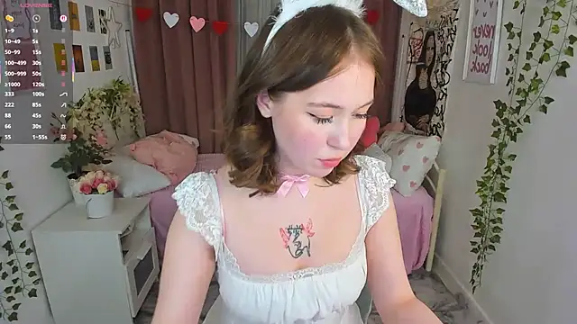 Snapshot of LanaRoselle chatting on 02-13-26, 09:22 LanaRoselle online show from 02-13-26, 09:22