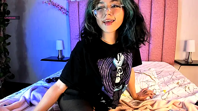 Snapshot of TerumiKitty chatting on 10-16-25, 09:27 TerumiKitty online show from 10-16-25, 09:27