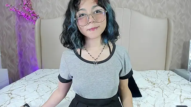 TerumiKitty online show from 02-21-26, 08:43