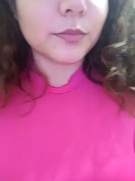 Theredcorazon online show from 12-20-25, 01:45