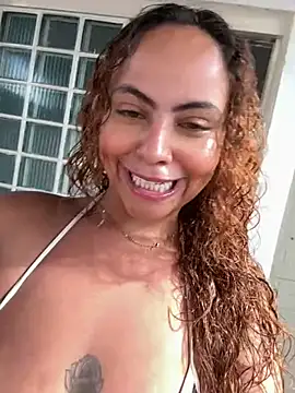 Chloe Leaozinho online show from 11-02-25, 06:32