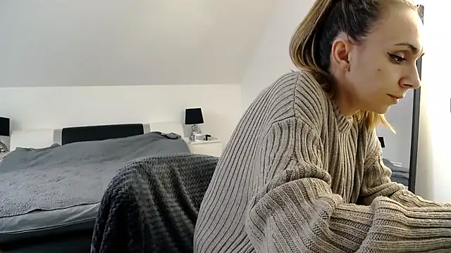 Snapshot of ArabianMalikah chatting on 02-18-26, 08:21 ArabianMalikah online show from 02-18-26, 08:21