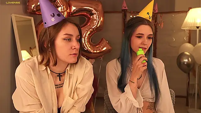 Snapshot of violetesa chatting on 11-07-25, 02:17 violetesa online show from 11-07-25, 02:17