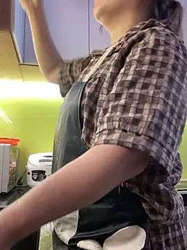 kute sex online show from 09-18-25, 01:40