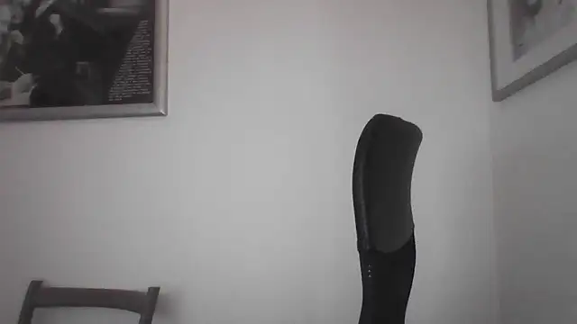 Snapshot of FROCETTO93 chatting on 09-25-25, 01:15 FROCETTO93 online show from 09-25-25, 01:15