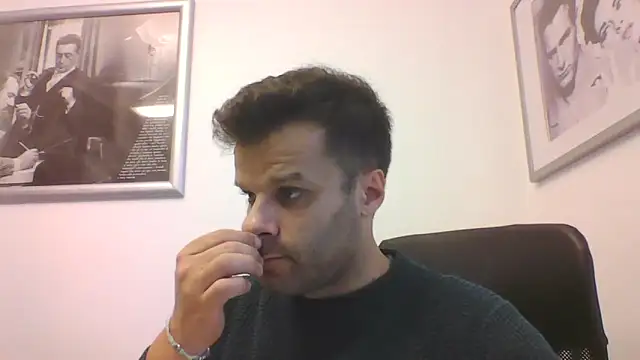 Snapshot of FROCETTO93 chatting on 10-27-25, 02:32 FROCETTO93 online show from 10-27-25, 02:32