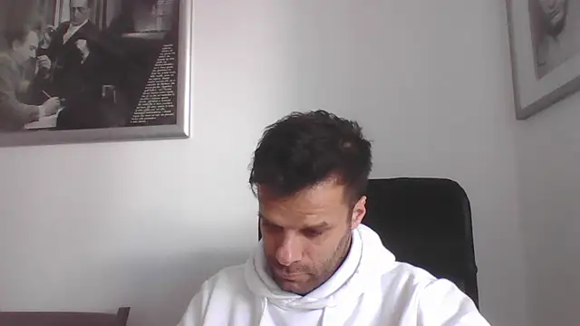 Snapshot of FROCETTO93 chatting on 10-29-25, 01:46 FROCETTO93 online show from 10-29-25, 01:46