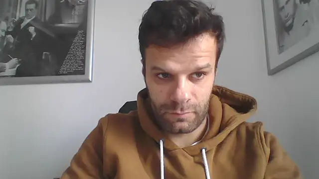 Snapshot of FROCETTO93 chatting on 11-21-25, 07:29 FROCETTO93 online show from 11-21-25, 07:29