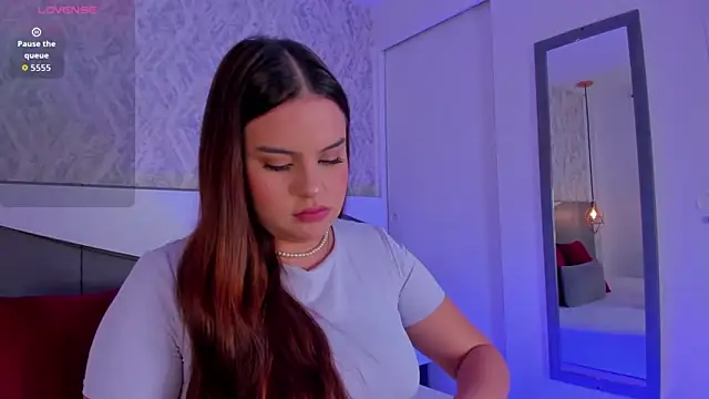 LanaCavendish online show from 10-27-25, 02:43