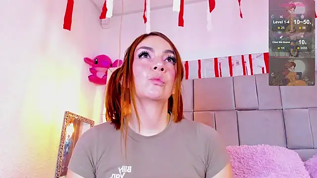 Snapshot of antoneella_jones chatting on 10-21-25, 01:23 antoneella jones online show from 10-21-25, 01:23