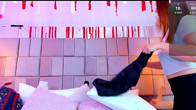 Snapshot of antoneella_jones chatting on 11-10-25, 01:21 antoneella jones online show from 11-10-25, 01:21