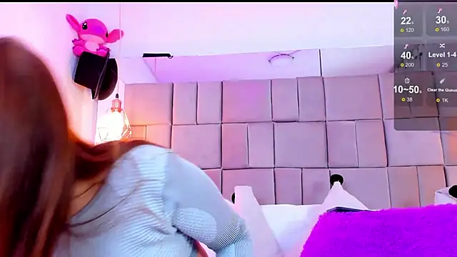 Snapshot of antoneella_jones chatting on 11-11-25, 01:33 antoneella jones online show from 11-11-25, 01:33