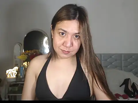 Snapshot of stellahugeX chatting on 11-24-25, 04:29 stellahugeX online show from 11-24-25, 04:29