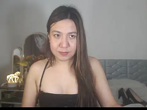 Snapshot of stellahugeX chatting on 12-20-25, 08:16 stellahugeX online show from 12-20-25, 08:16