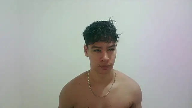 Snapshot of zeus_181 chatting on 10-09-25, 11:03 zeus 181 online show from 10-09-25, 11:03