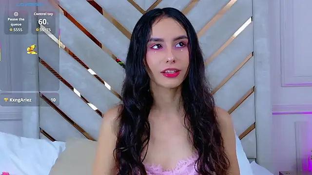 Sarah-Grace online show from 11-11-25, 02:55