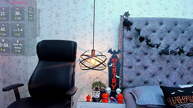 Snapshot of Aprilwatson chatting on 10-10-25, 11:15 Aprilwatson online show from 10-10-25, 11:15