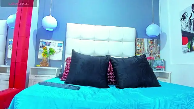 Matteo12  online show from 11-05-25, 03:50