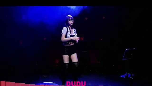 Snapshot of yznt-dudu chatting on 09-17-25, 11:45 yznt-dudu online show from 09-17-25, 11:45