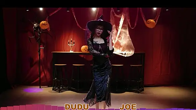 Snapshot of yznt-dudu chatting on 10-29-25, 11:56 yznt-dudu online show from 10-29-25, 11:56