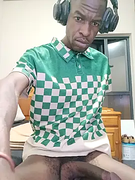 Snapshot of Fizozoo chatting on 02-08-26, 08:12 Fizozoo online show from 02-08-26, 08:12