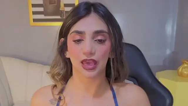 Snapshot of agatha_brooks_t chatting on 02-18-26, 12:34 agatha brooks t online show from 02-18-26, 12:34