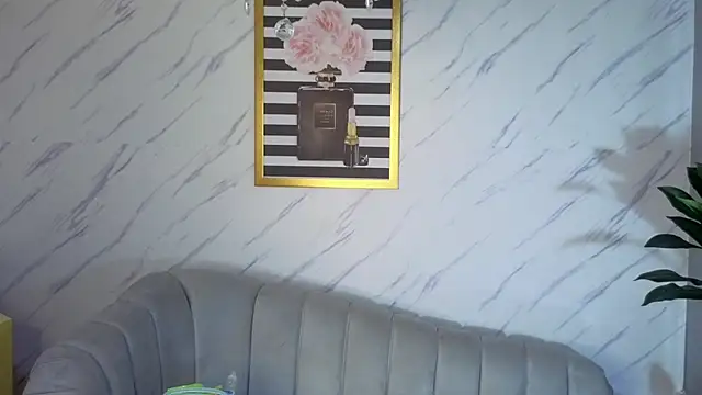 Snapshot of agatha_brooks_t chatting on 04-02-26, 01:47 agatha brooks t online show from 04-02-26, 01:47