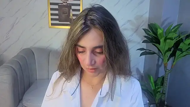 Snapshot of agatha_brooks_t chatting on 04-06-26, 12:28 agatha brooks t online show from 04-06-26, 12:28