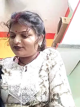 Hot mirchjii online show from 11-04-25, 03:44