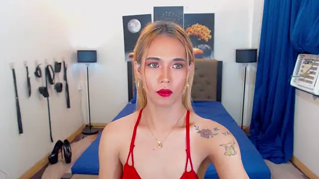 Snapshot of PreciousAmore chatting on 09-10-25, 05:46 PreciousAmore online show from 09-10-25, 05:46