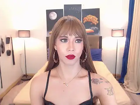 Snapshot of PreciousAmore chatting on 10-23-25, 07:56 PreciousAmore online show from 10-23-25, 07:56