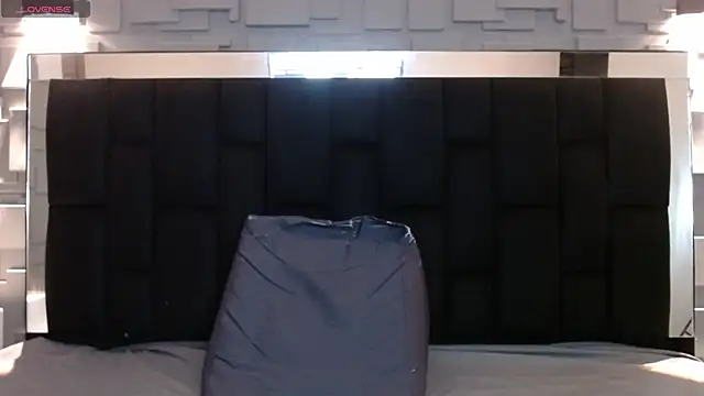 katalina07 1 online show from 10-14-25, 05:58