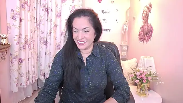 Snapshot of MyLovOne chatting on 03-29-26, 09:09 MyLovOne online show from 03-29-26, 09:09