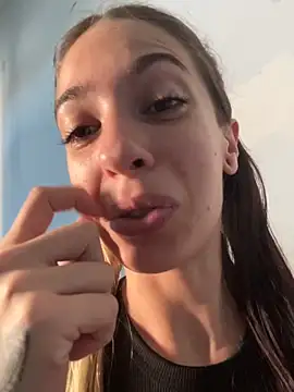 Snapshot of tbp96 chatting on 04-03-26, 06:17 tbp96 online show from 04-03-26, 06:17