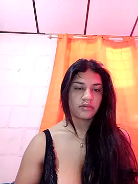 Snapshot of sofi_zzz chatting on 11-18-25, 05:06 sofi zzz online show from 11-18-25, 05:06