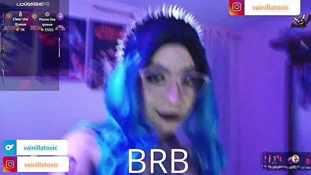 vainilla doll online show from 12-16-25, 01:21