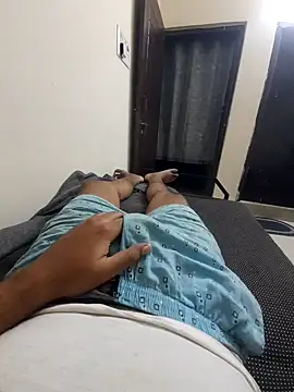 Yourslovingdick online show from 01-13-26, 10:37