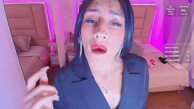 tiffany wine online show from 10-16-25, 08:43