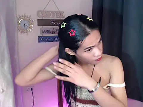 bellalot online show from 11-22-25, 09:47