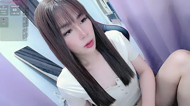 Snapshot of tgirljennie_69 chatting on 11-09-25, 08:18 tgirljennie 69 online show from 11-09-25, 08:18